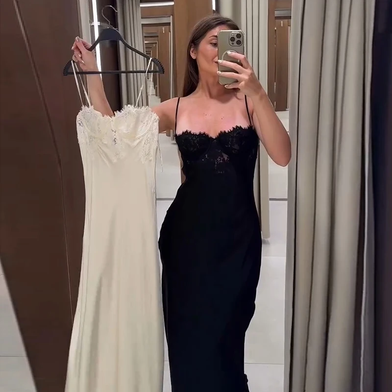 2026 Sommer Herbst Sexy Spitzen-Patchwork Damen Langes Kleid Mode Trägerkleid mit Schräghals Hüftbetontes Kleid für den Urlaub – Detail 6