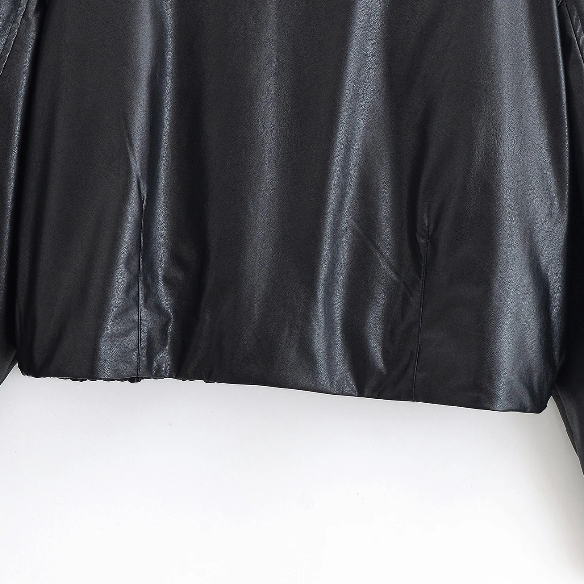 سترة نسائية من الجلد الصناعي من بياقة عالية مطوي وجيوب واحدة الصدر سترة مقصوصة للدراجات النارية معطف خريفي