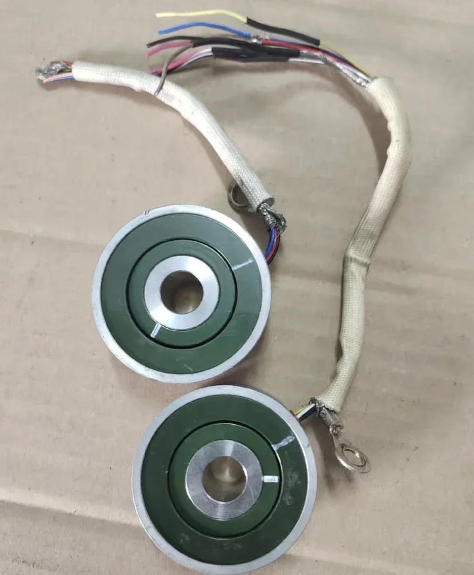 Used Rotary Encoder J52XFDW9754 Encoder tested ok Functions properly
