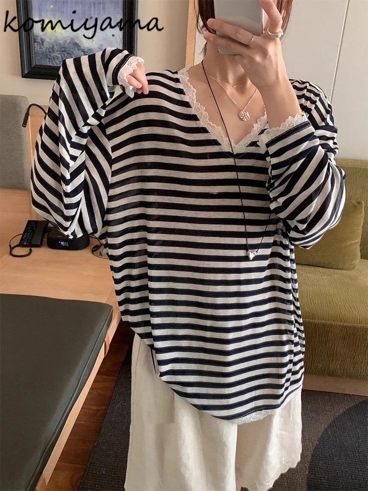 

Lace Spliced Stripe Ropa De Mujer Loose V-neck 2025 Woman Clothing Retro Contrast Clothes Long Sleeve Camisetas Korean Roupas