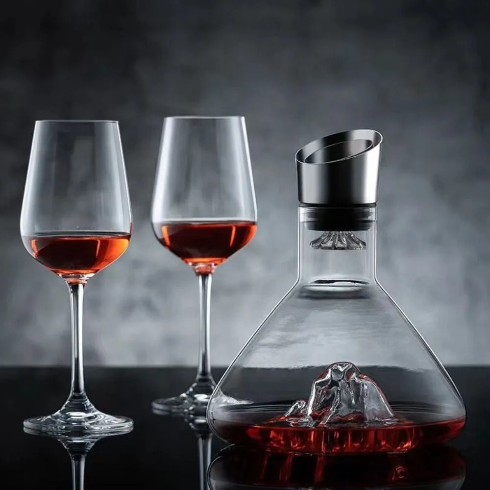Bar Accessories Mountain Shaped Iceberg Wine Decanter Glass Clear Wine Aerator Quick 1500ml Wine Aerating Pourer Party