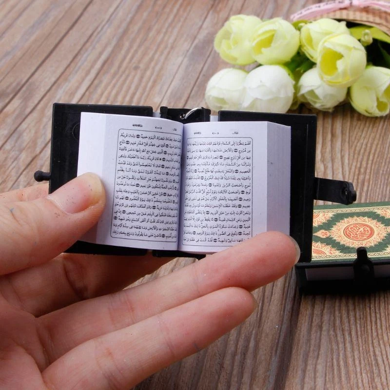 Attraction Mini Quran in Arabic Keyring Keychain Muslim Real Paper Pendant Gift for Car Wallet Pendant Handbag Decor