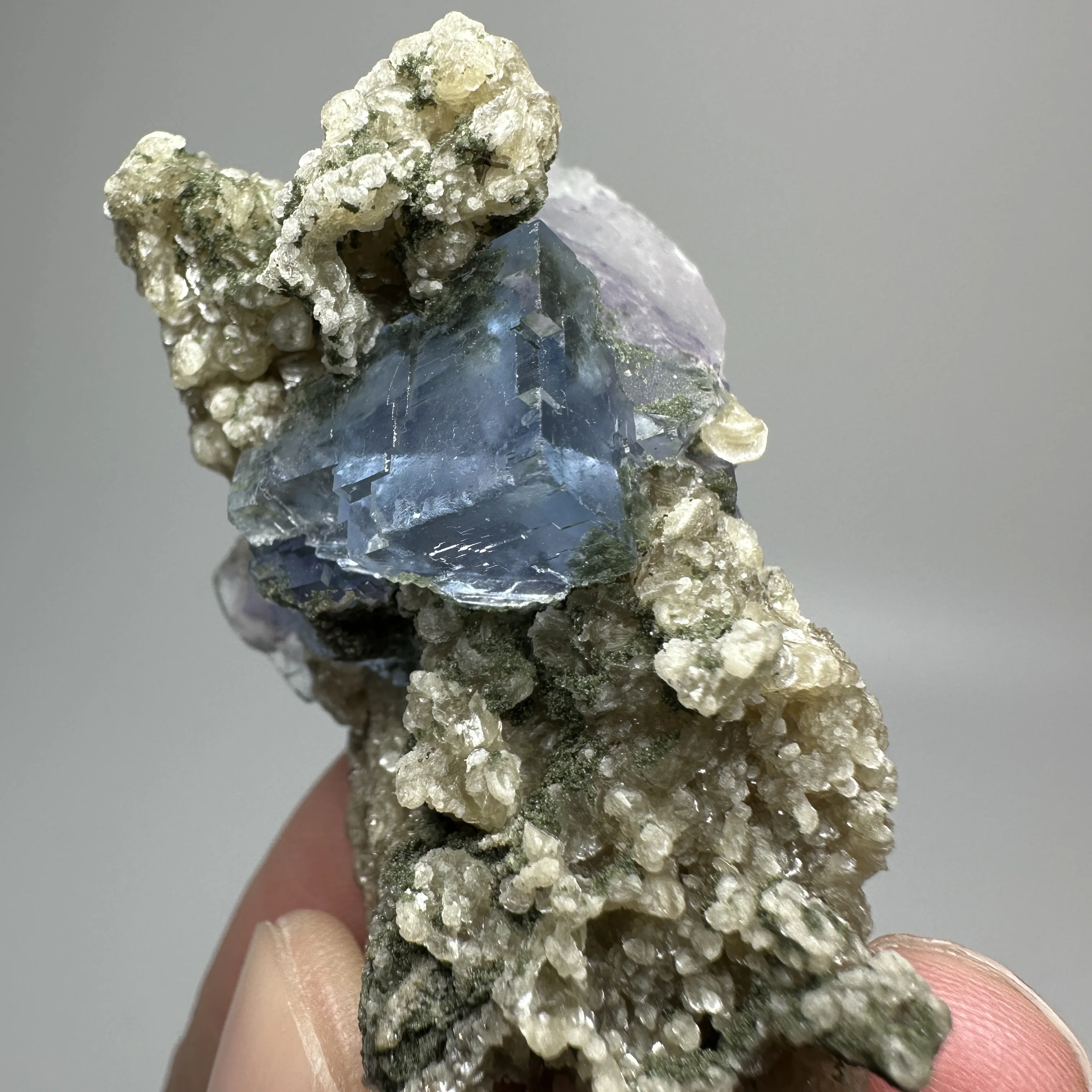 

Natural Fluorite Stone Mineral Specimen - Home Decoration Gifts Ornaments Original Yao Gang Xian China Crystal Cures