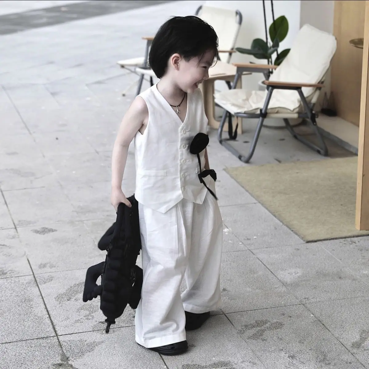 

Summer Children's Clothing Boys Vest Pants Two-piece With Applique Temperament Sleeveless White Tops Pants And Shorts Suits