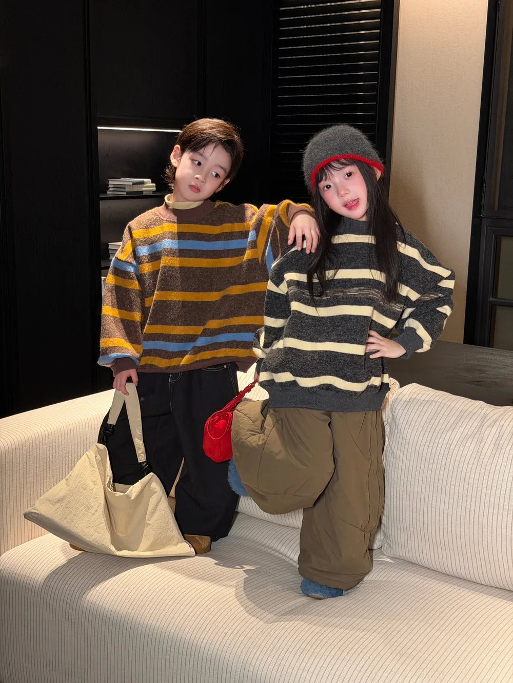 2026 Winter New Children Fleece Sweatshirt Cotton Girls Casual Striped Tops Plus Velvet Thick Kids Boys Versatile Pullover
