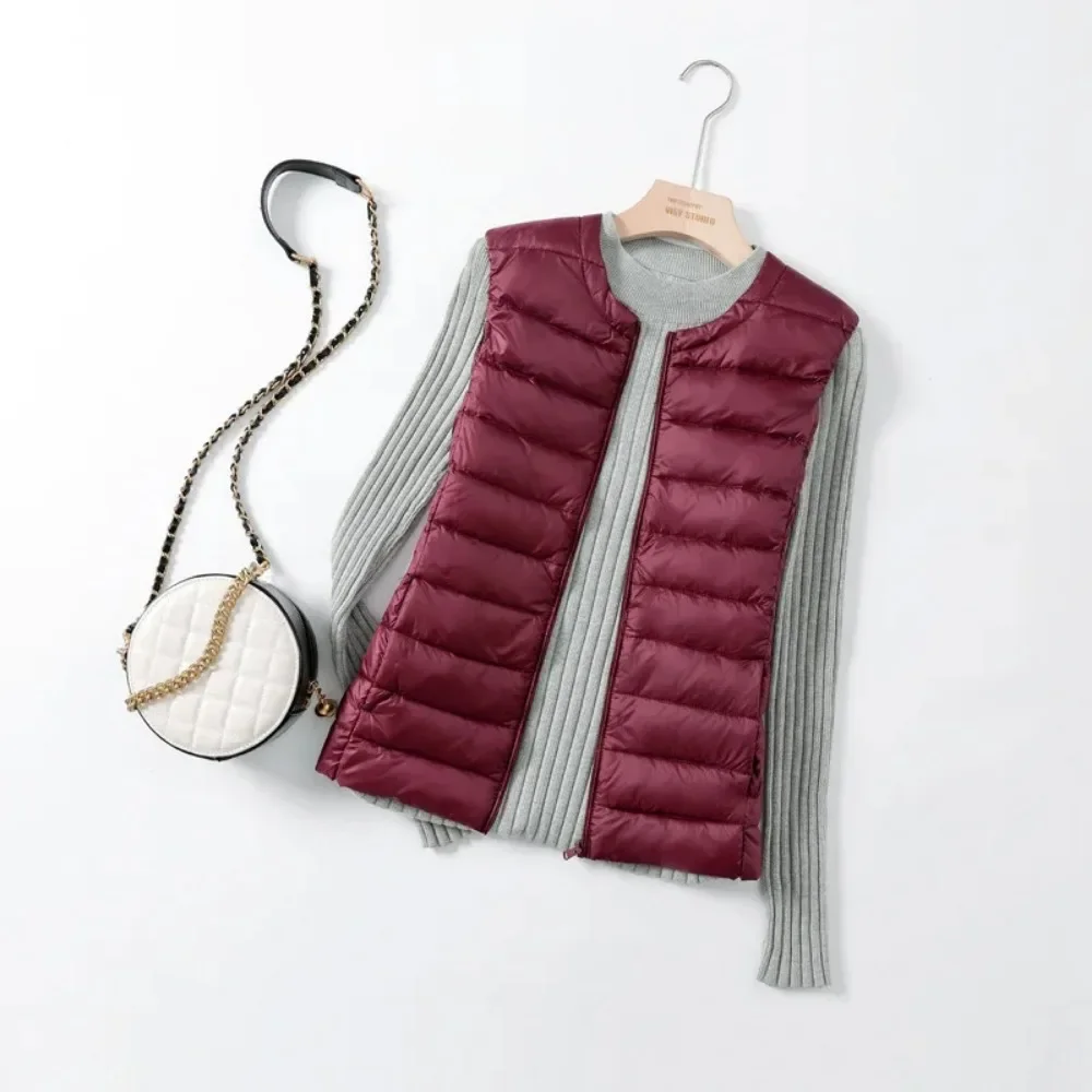 2024 New Women Autumn Winter Ultralight Thin Packable Down Sleeveless Jacket Female O-Neck Casual Fashion Down Zipper Vest Coats