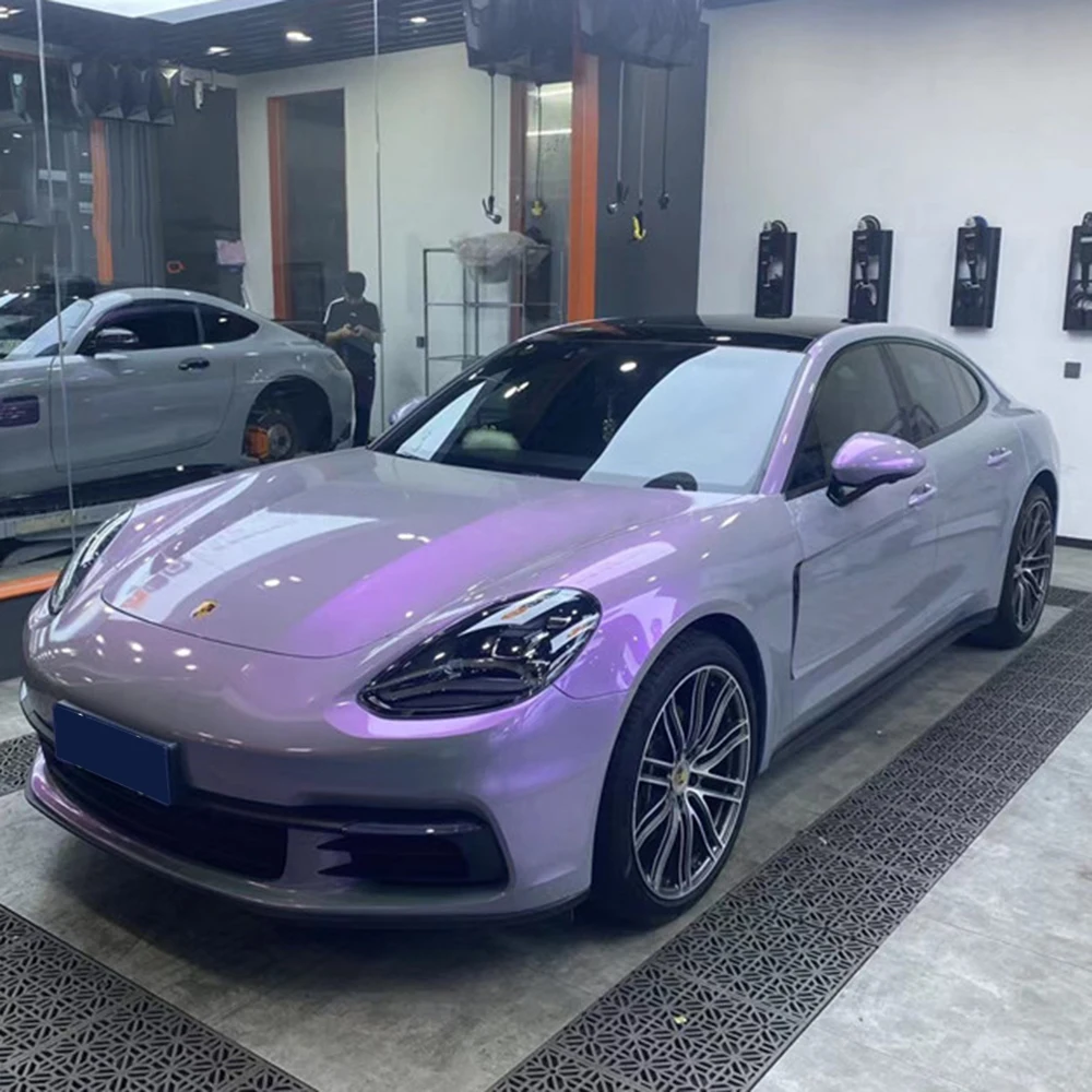 

Пленка Delution Dark Grey Purple Premium PET для полной оклейки автомобиля, самоклеящаяся, рулонная, с функцией Air Release (самовыравнивающаяся)