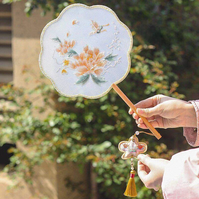 

Handmade Suzhou Group Fan Double-Sided Embroidery Dance Special Ancient Chinese Style Fan Traditional Handmade Hanfu Dance Fan