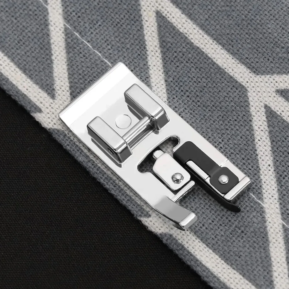 1PC Overlock Overcast Sewing Machine Foot SA135 Fits All Low Shank Snap-On Singer, Brother, Babylock, Janome, Juki, New Home
