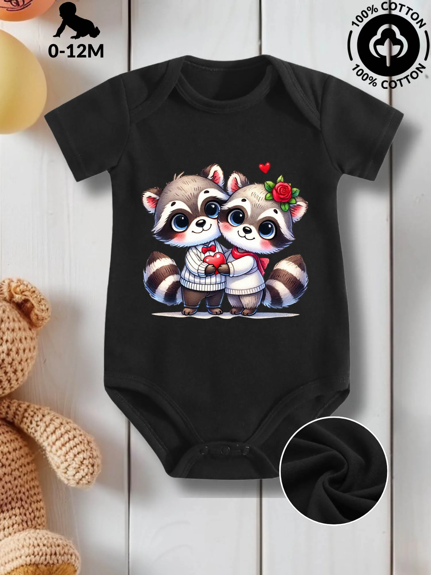 ชุดคลานเด็กทารกแบบยูนิเซ็กซ์ลายแรคคูนเลิฟวาเลนไทน์ ผ้าฝ้ายแท้ ดูแลผิว ชุดบอดี้สูทสีดำ ใส่ได้ทุกฤดู 190GSM