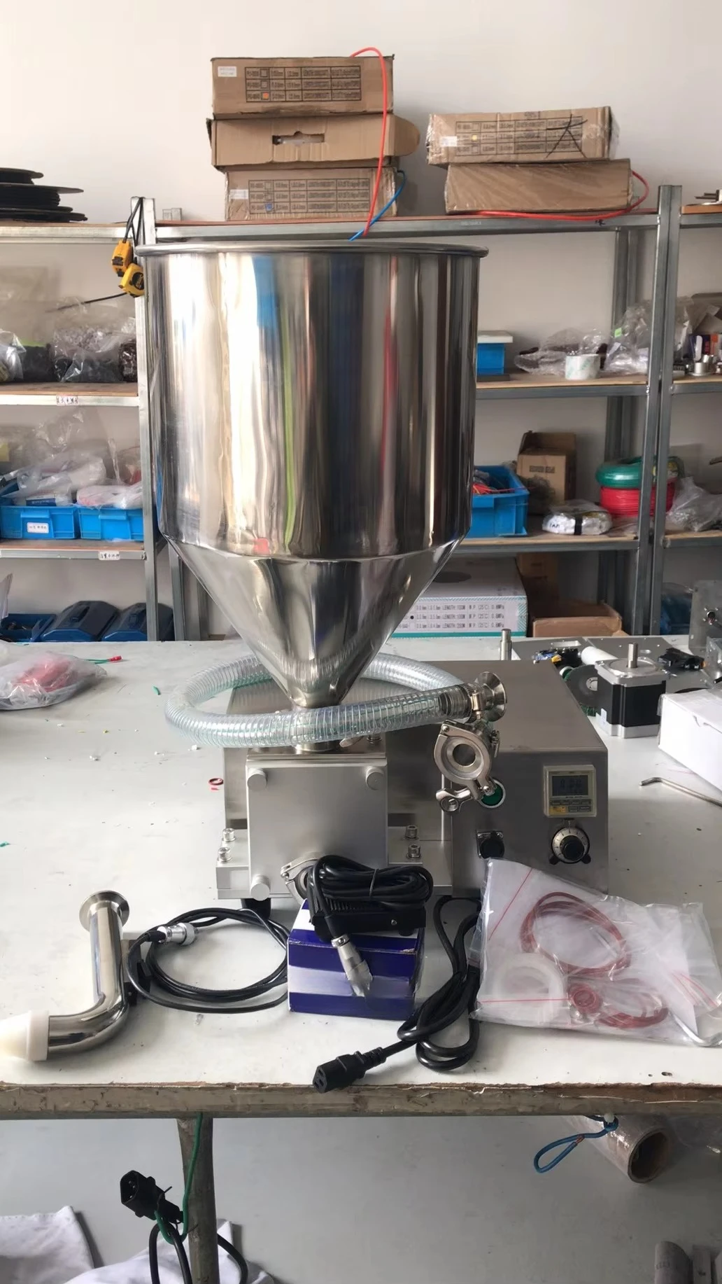 Professional cream filling cake filling, forming pastry cream injection machine