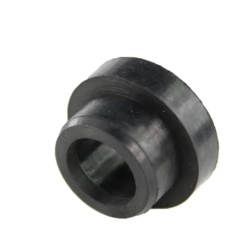 6717402 Fuel Tank Drain Rubber Bushing For Bobcat 753 863 S175 S185 S250 S300