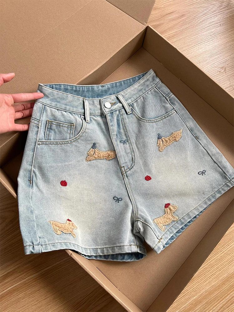 Large size women's high waisted fat mm puppy embroidered fashion denim short pants design sense wide leg hot pants