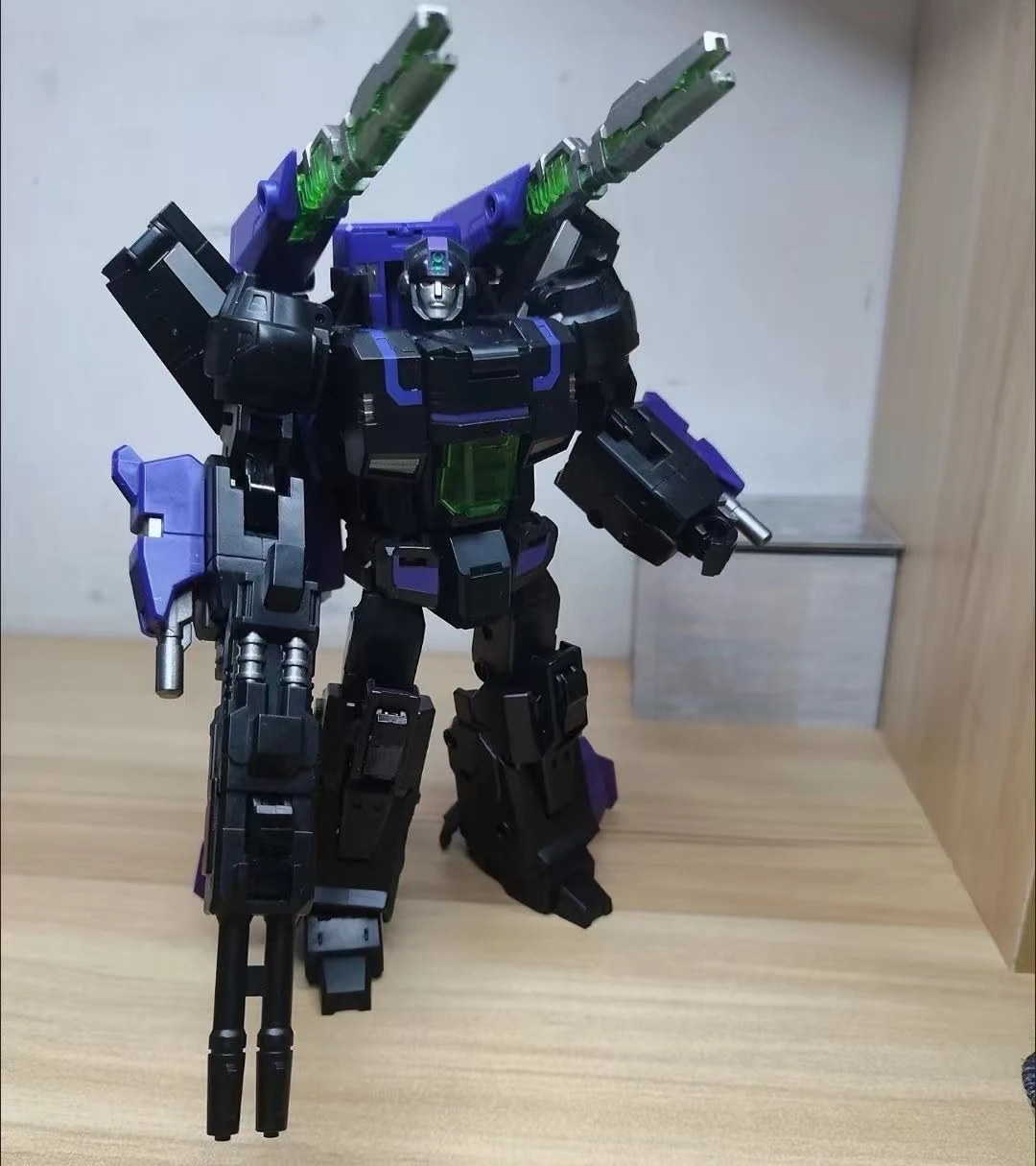 Giocattoli Trasformabili TNT-01 Skyfire TNT01B Dark Jetfire Modello di Astronave G1 in Scala Ridotta Action Figure Robot Trasformabile Ornamento