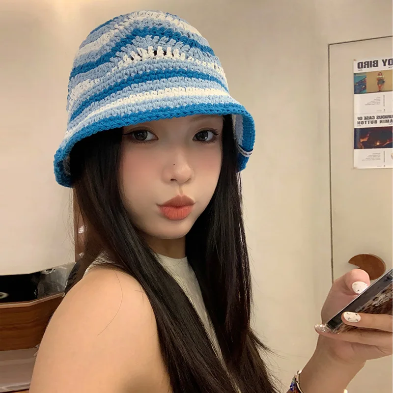 

Japanese Autumn Outdoor Retro Striped Contrasting Color Knitted Bucket's Hat Women's Sunshade Versatile Dome Casual Basin Cap
