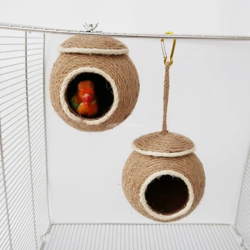 

Squirrel Bed Creative Hemp Woven Hanging Hamster Bed Cute Coconut Shape Pet Cave Nest for Small Animals Pet Supplies Bird House