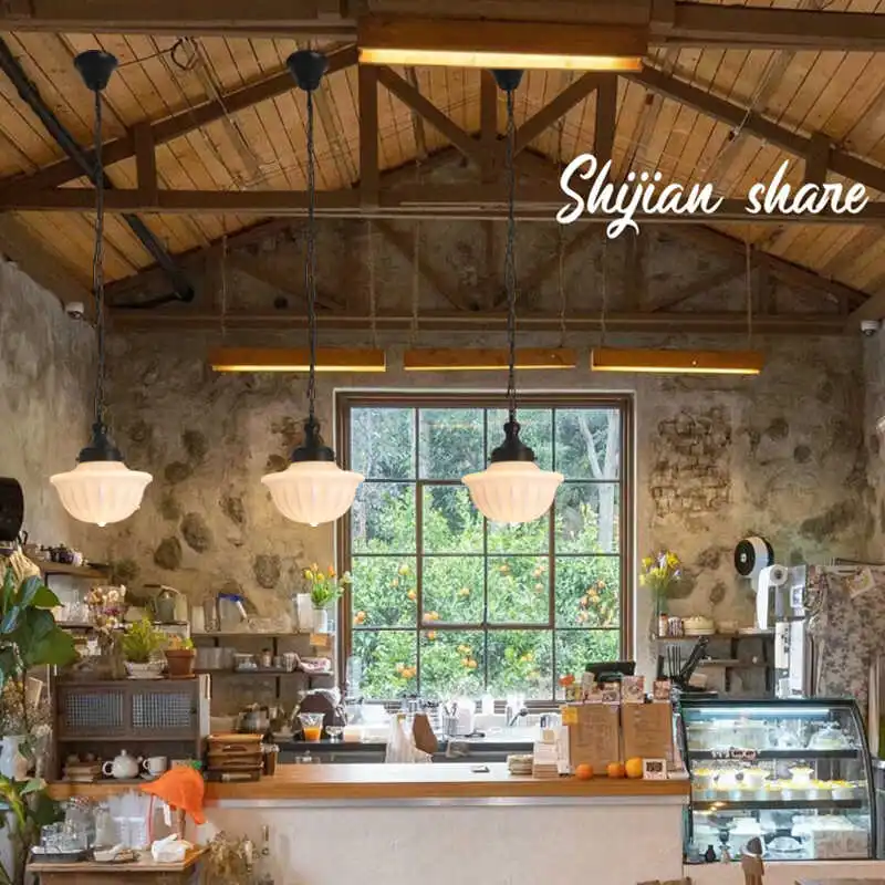 الفرنسية الحديد المطاوع قلادة ضوء الاستدارة الزجاج الأبيض مصباح معلق غرفة نوم غرفة المعيشة مطعم المطبخ خط طويل الثريا