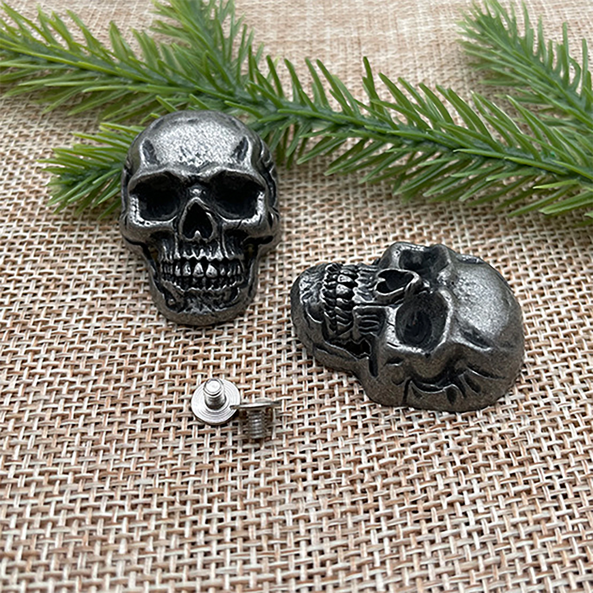 3PCS Metal 3D Skull Head Concho Leathercraft Decoration Buckle Screw Back Punk Rivets for Leather Bag Wallet