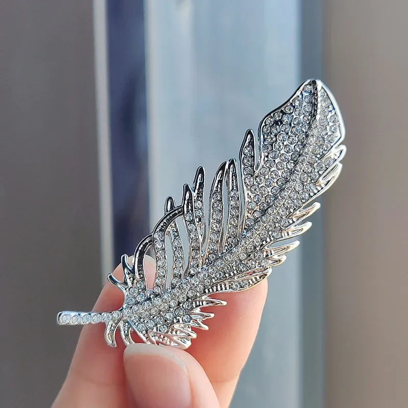 long bird feather Brooch Pins Enamel animal bird wing Brooches New Year Designer Jewelry Gift