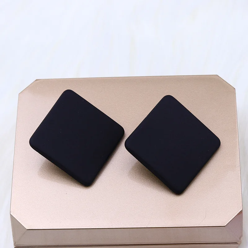 Acrylic Square Spray Paint Stud Earrings for Women Multicolor Cute Small Red Pink Blue Black Earrings Luxury Korean Jewelry 2022