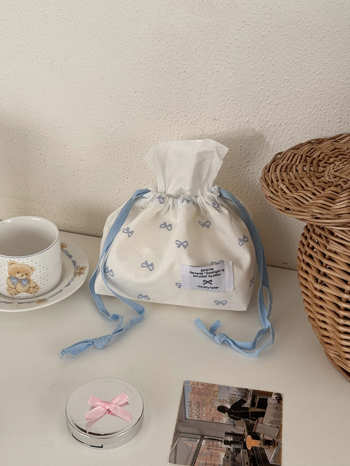 Sweet bowknot high-appearance portable home-use simple dustproof storage bag tissue box fresh ins style