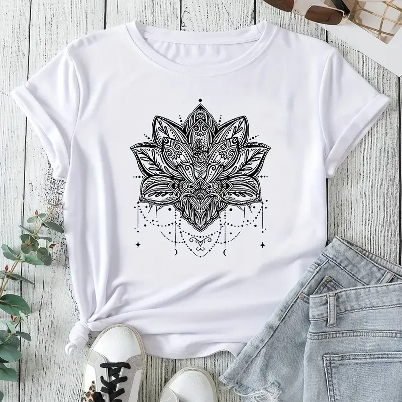 Plus Size Casual T-shirt Women's Plus Mandala Print Short Sleeve Round Neck Slight Stretch T-shirt