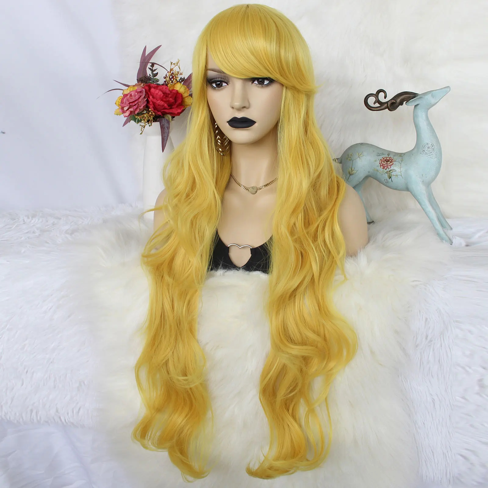 Cabelo sintético 30 polegadas de comprimento amarelo, corpo solto ondulado e peruca sexy com franja plana, adequado para reuniões diárias femininas.