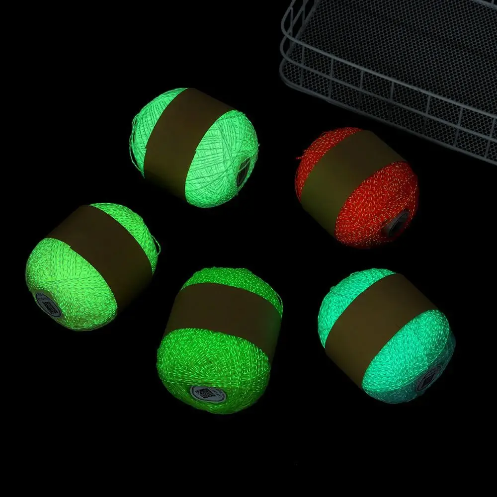 

Polyester Sewing Handmade Glow in the Dark Luminous Chunky Yarn Knitting Wool Yarn Hand Knitted