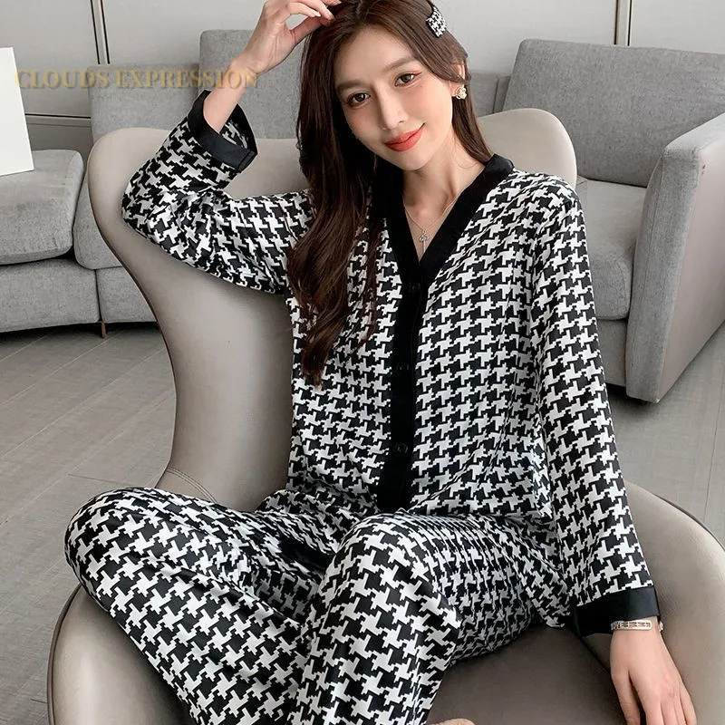 Spring Summer Ladies Faux Silk Polyester Pajama Sets Sexy Women\'s Homewear Casual Luxury Pajamas Plaid Pajamas Female Sleepwear