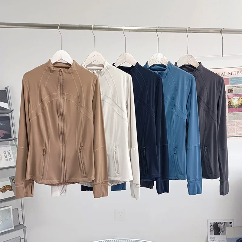 

Женская спортивная куртка для йоги, облегающий кардиган на молнии, весенне-осенняя спортивная одежда для фитнеса, тонкая строчка, активная одежда