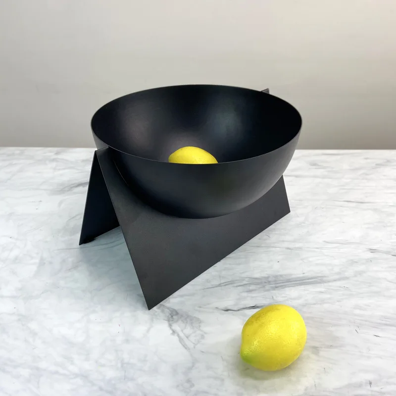 Creative Metal Funnel-shaped Fruit Tray, Circular Service Bowl, Storage Tray, Living Room Dining Table Decoration Ornament