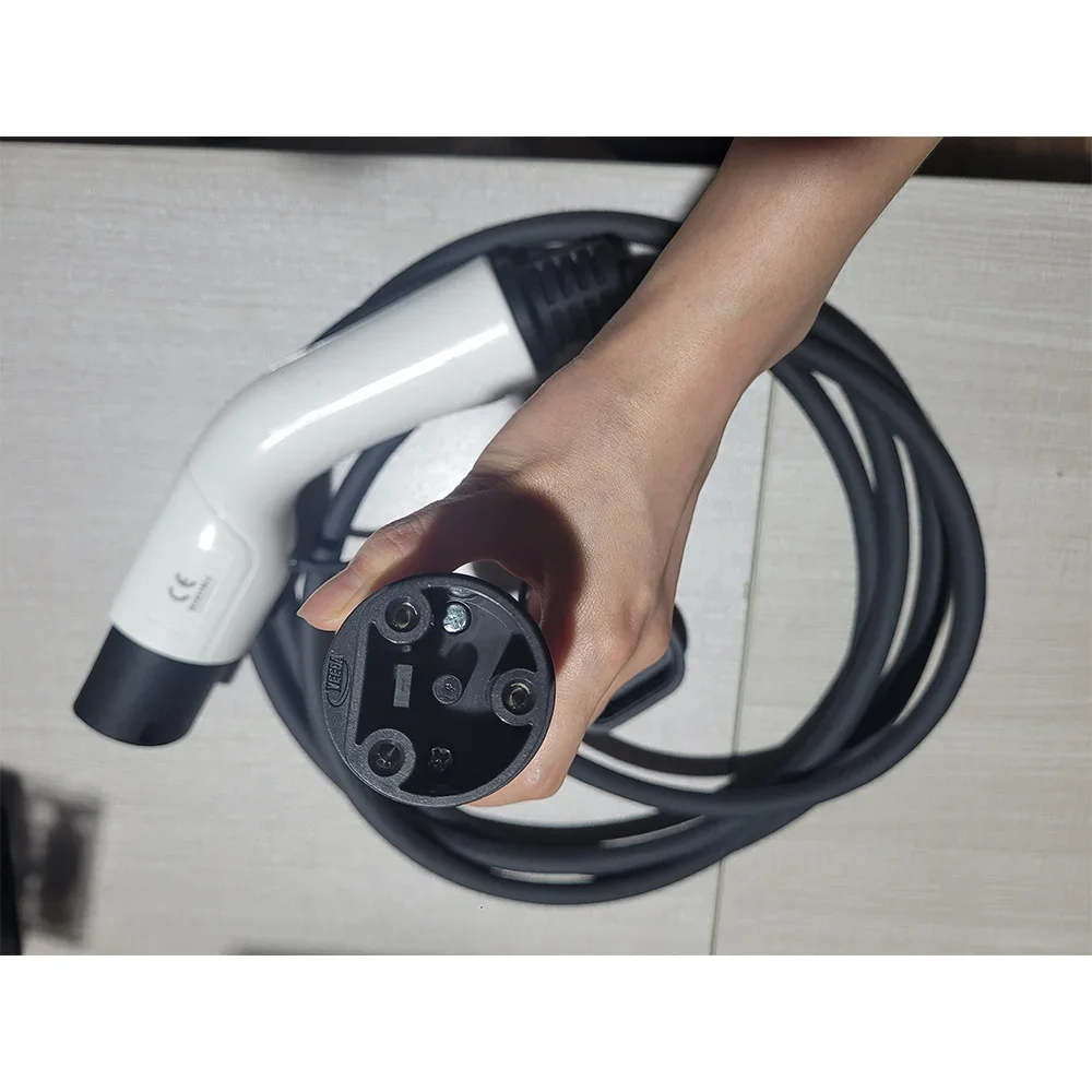 

220V 16A YEEDA Y-30 Plug with TYPE 2 Male Socket of 3m 5m 10m Cable for LiChi for JiaYuan City