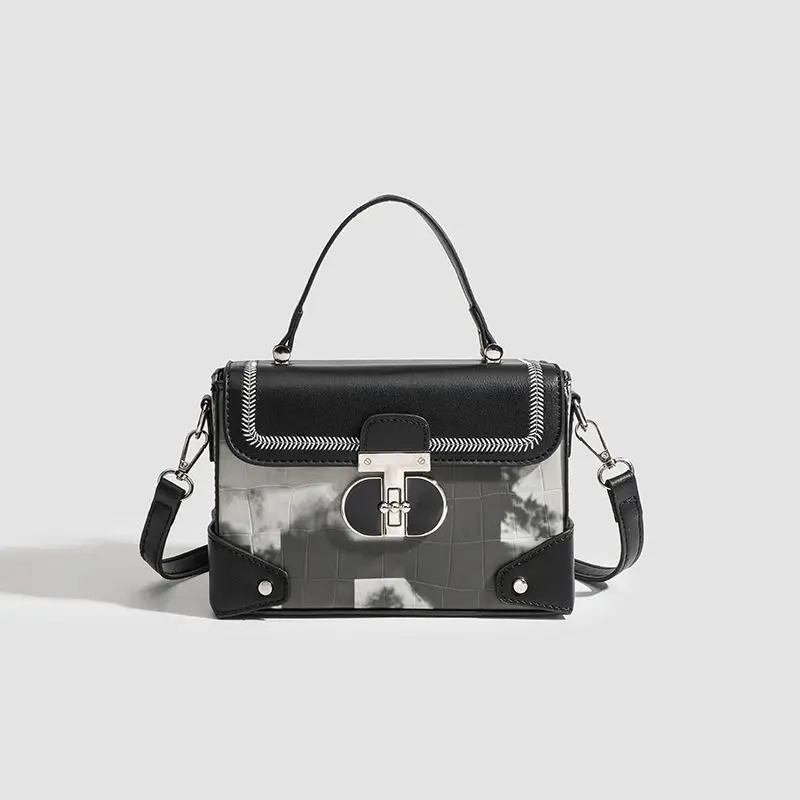 

2025 New Retro Shoulder Bag for Women Fashion Contrast Color Flip Crossbody Bag Daily Versatile Handbag