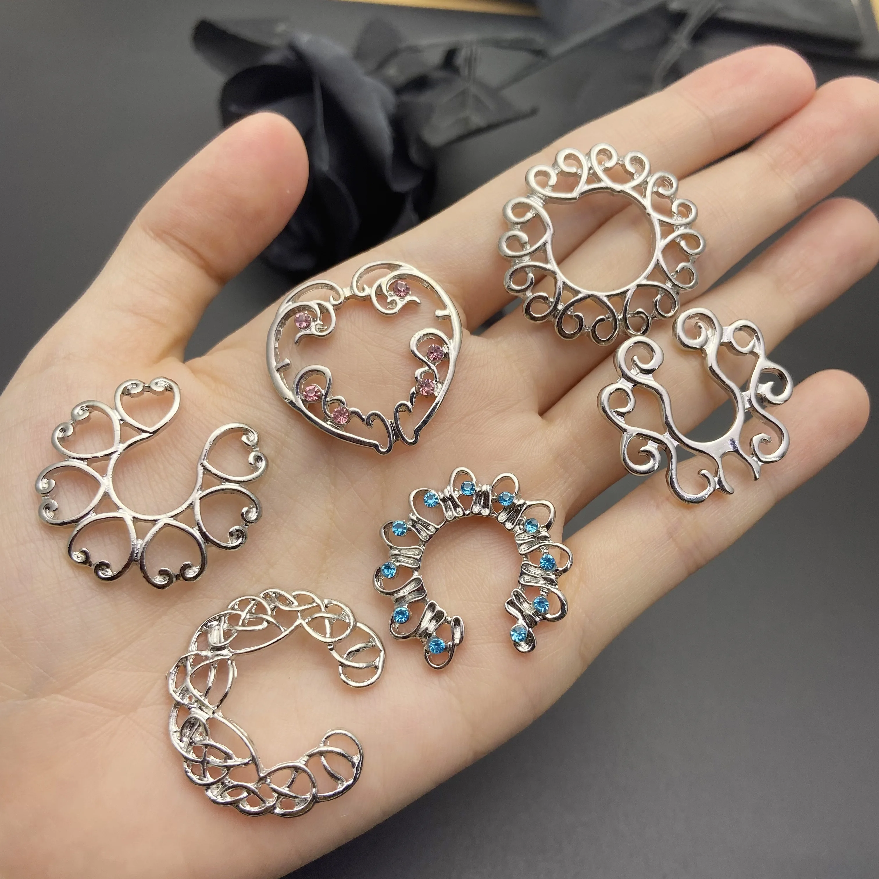 Sexy Fake Piercing Nipple Rings for Women 316L Stainless Steel Hollow Pattern Nipple Clamp Beach Party Chest Decor Body Jewelry