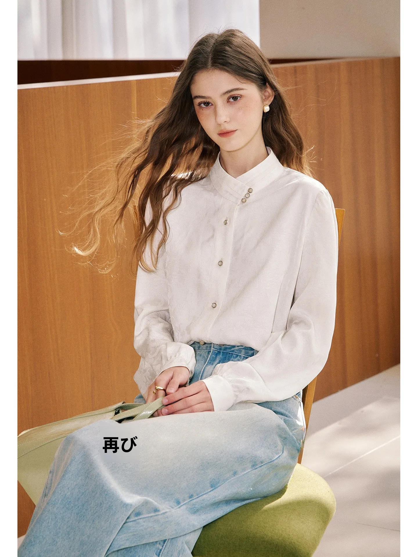 

Новая женская блузка в китайском стиле, персикового цвета, нежная, весенняя, свободного кроя, с длинным рукавом, на пуговицах, повседневная, дышащая.