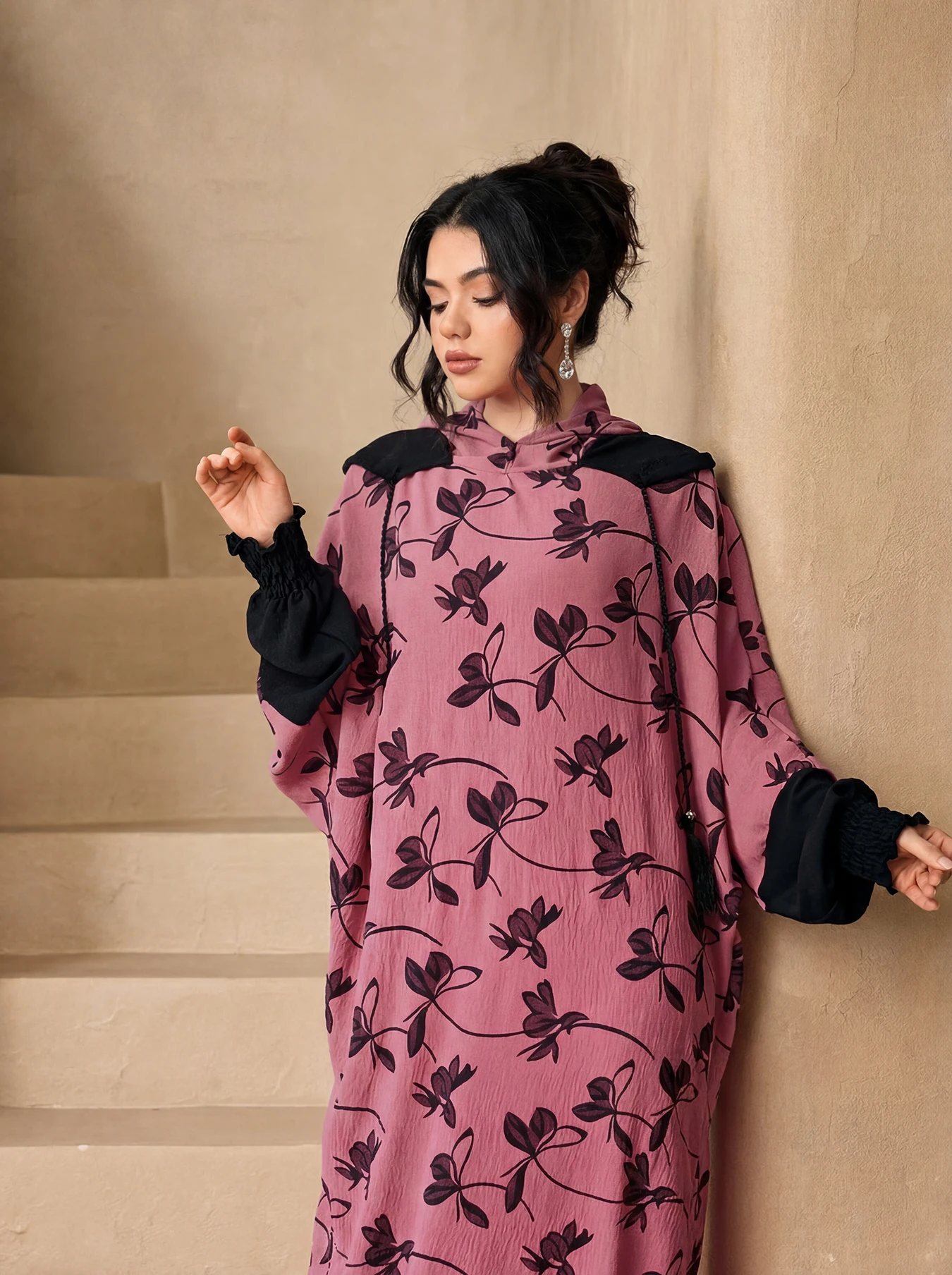 Vintage Floral Hood Abaya 3Pcs - đánh giá và giá Abaya Modest Wear