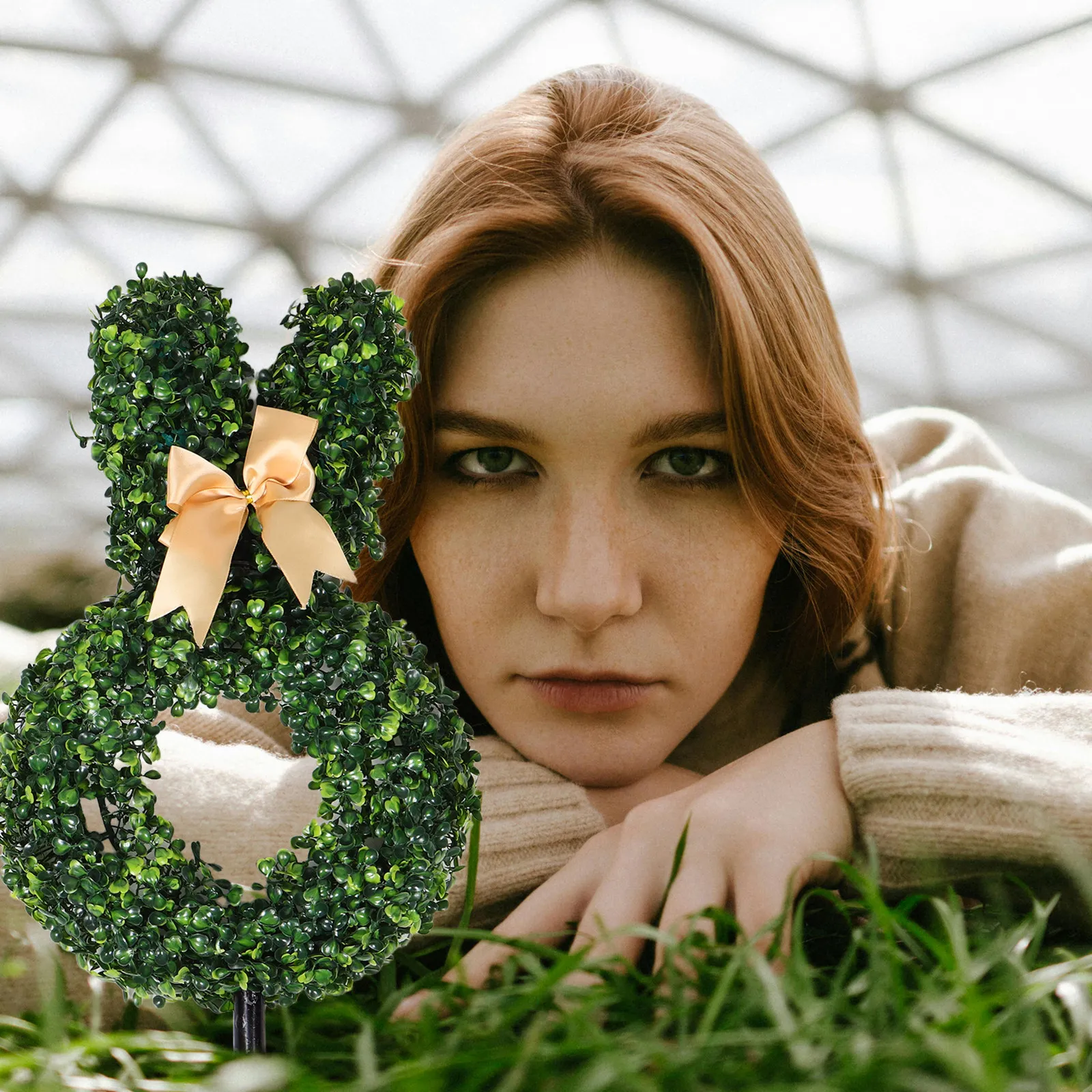 

Искусственный пасхальный кролик-топиарий: ярко-зеленый кролик в форме зайца с бантом для сада, патио, гостиной, праздничного декора, реалистичный