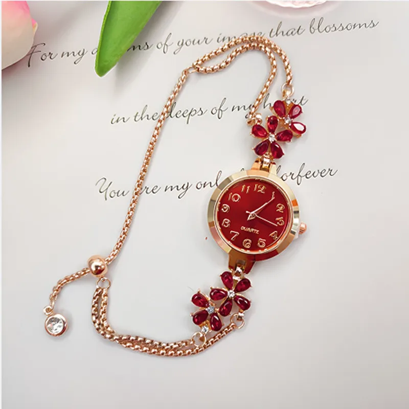 Women's Watch Fashion Women's Flower Set Diamond Drawstring Watch image 4