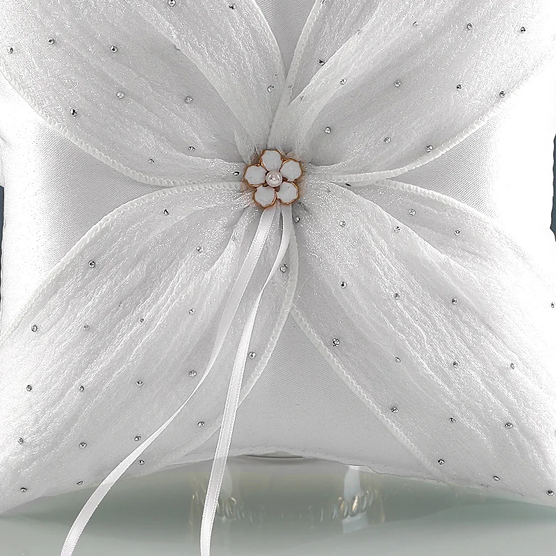 1-Piece Off-White Lace Wedding Ring Pillow for Wedding Parties - Elegant Simple Design image 5