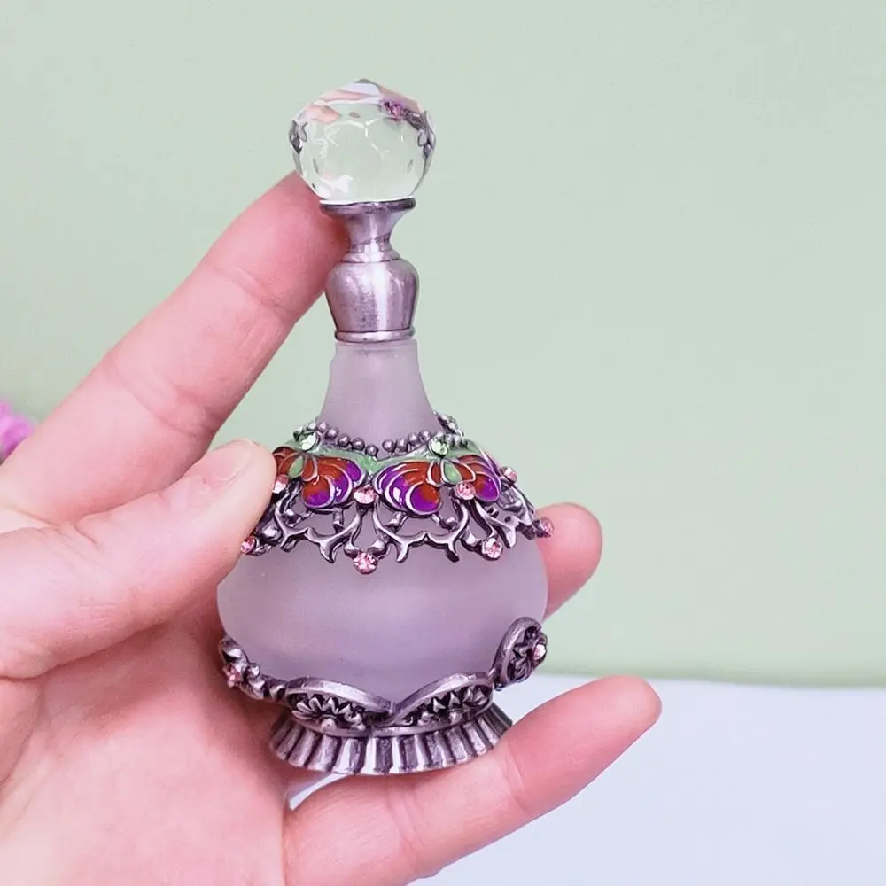 

Vintage Empty Perfume Bottle Refillable 25ML Essence Oil Container Crystal Inlayed Luxury Glass Oil Dropper Bottles Home Decor