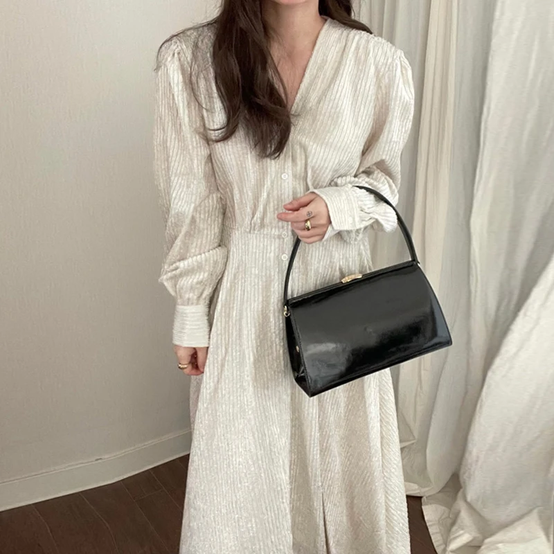

2022 Woman Dresses High Waist Autumn Vintage A-Line Loose Party Elegant Luxury Women Velvet Dress Spring Long Sleeve Vestido