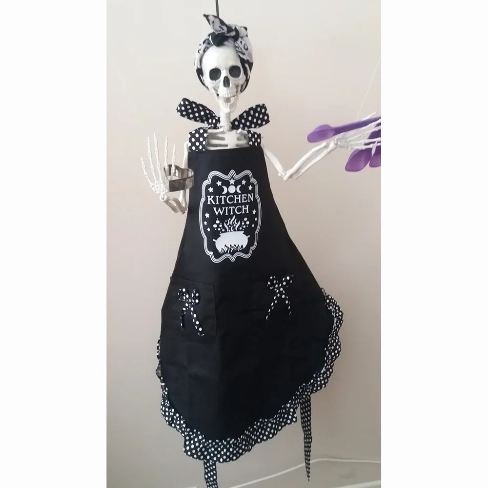 

Kitchen Witch Retro Ruffled Apron Home Accessory Halloween Gift for The Baking Enthusiastic Spooky Season Kitchen Supply Moving