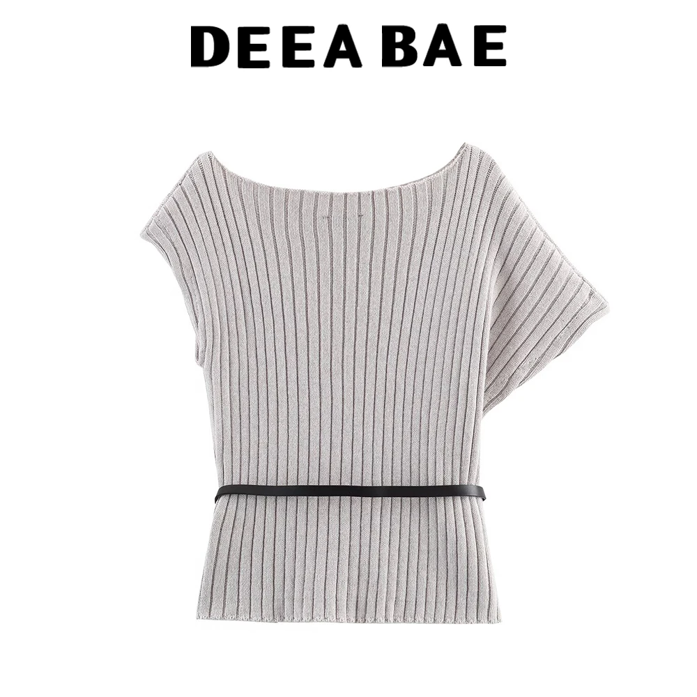 DEEABAE 韓国風ミニマリストスタイルのワンショルダーニットセーター、高級感のあるオフショルダーのスリムフィットトップ