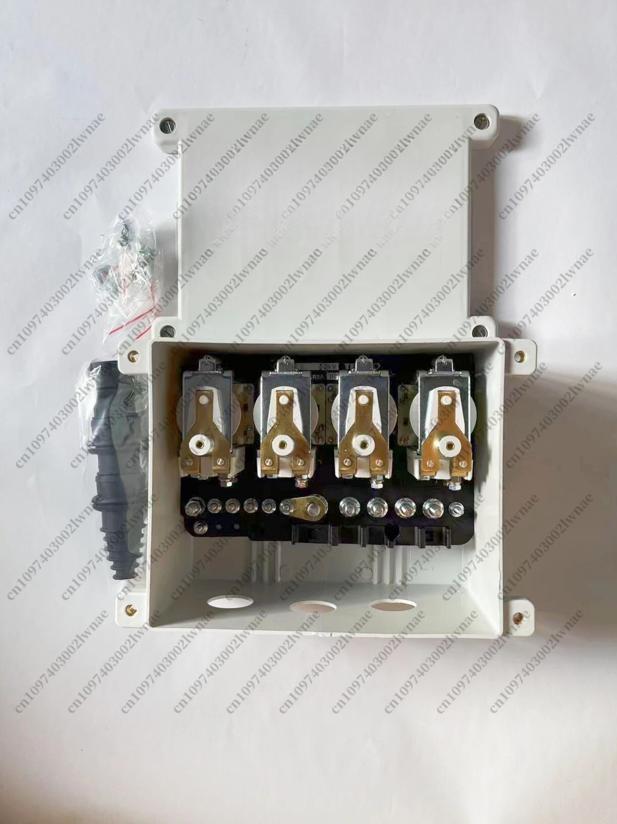JD332121 Four-speed Retarder Relay Control Box Is Suitable for Bus and Bus School Bus Magnetic Brake