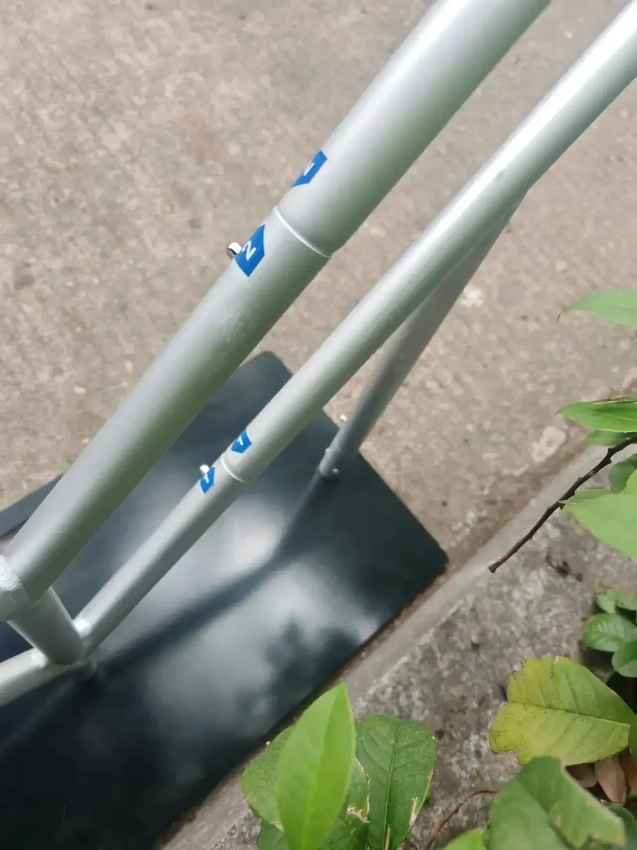 Romantische 3D-Seidenrosen-Wandpaneele, künstliche Blumen, elegante, künstlerische Blumenwanddekoration für Hochzeitszeremonien und Partys zu Hause. – Detail 8