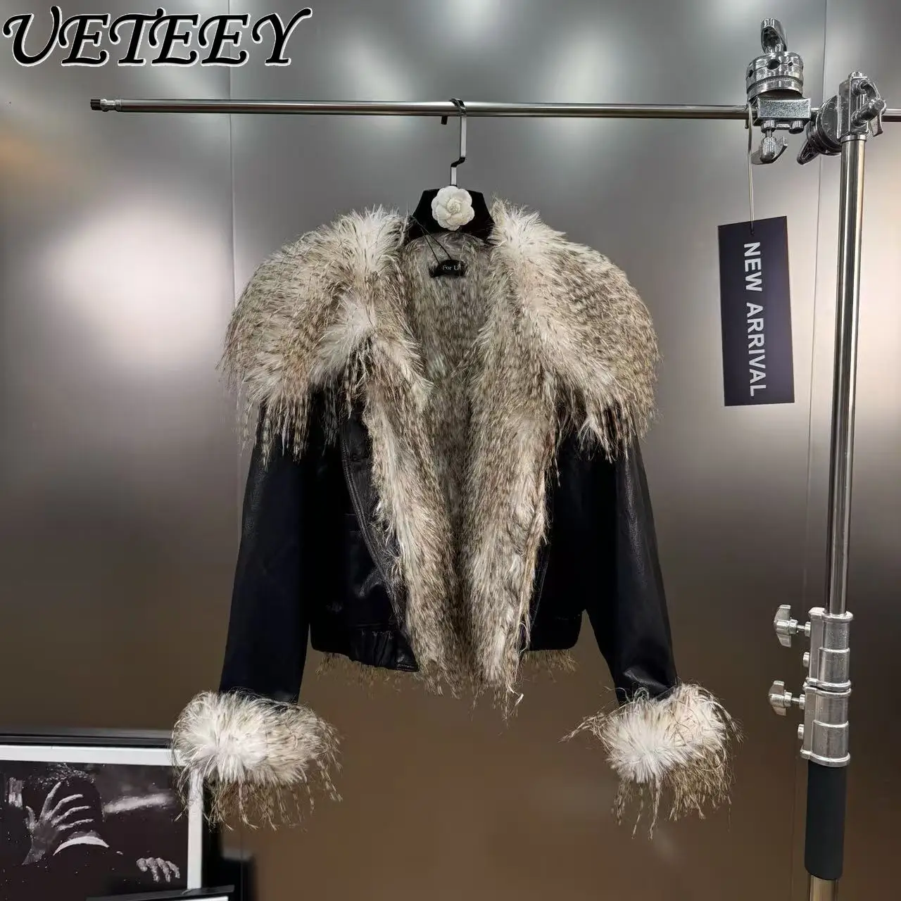 

Winter New Tassel Furry Lapel Long Sleeve Single-Breasted PU Short Jacket Fashion Niche Versatile Thickened Leather Cotton Coat