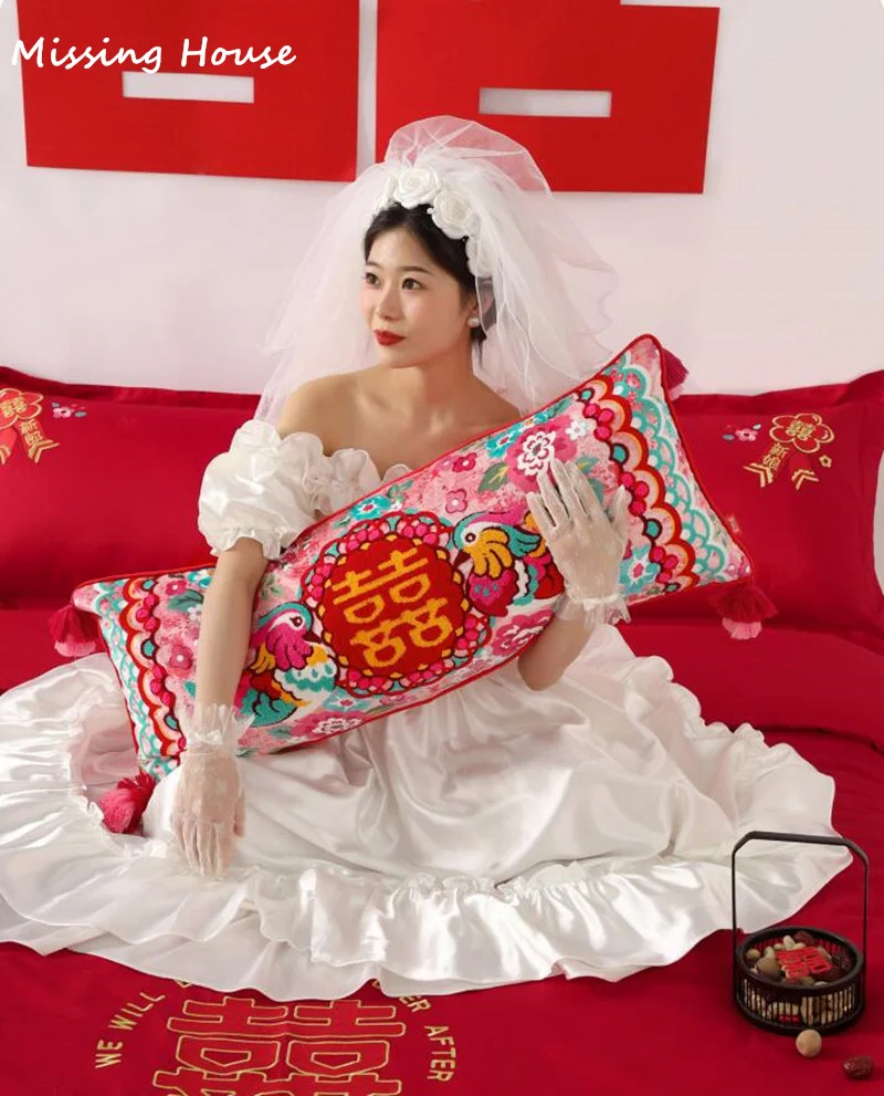 Chinese Red Lovebirds Concentric Lock Wedding Embroideried Pillow Cushion Back PillowCase Party Home Sofa Bedroom Gift