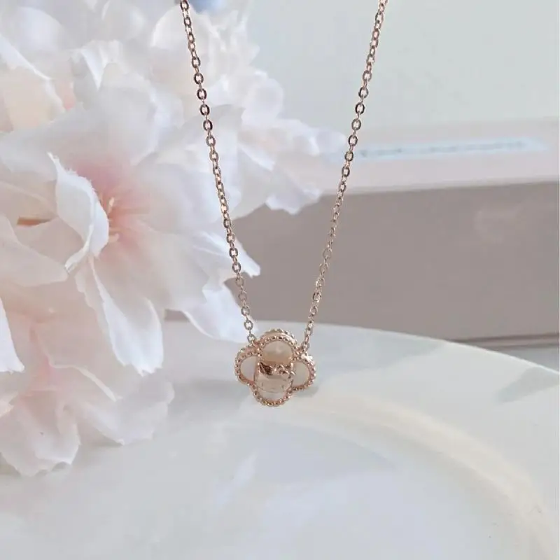 New Kawaii Cute Hellokitty Necklace Lucky Four Leaf White Shell Necklace Vintage Dewdrop Edge Craft Ins Gifts Girlfriend Gifts