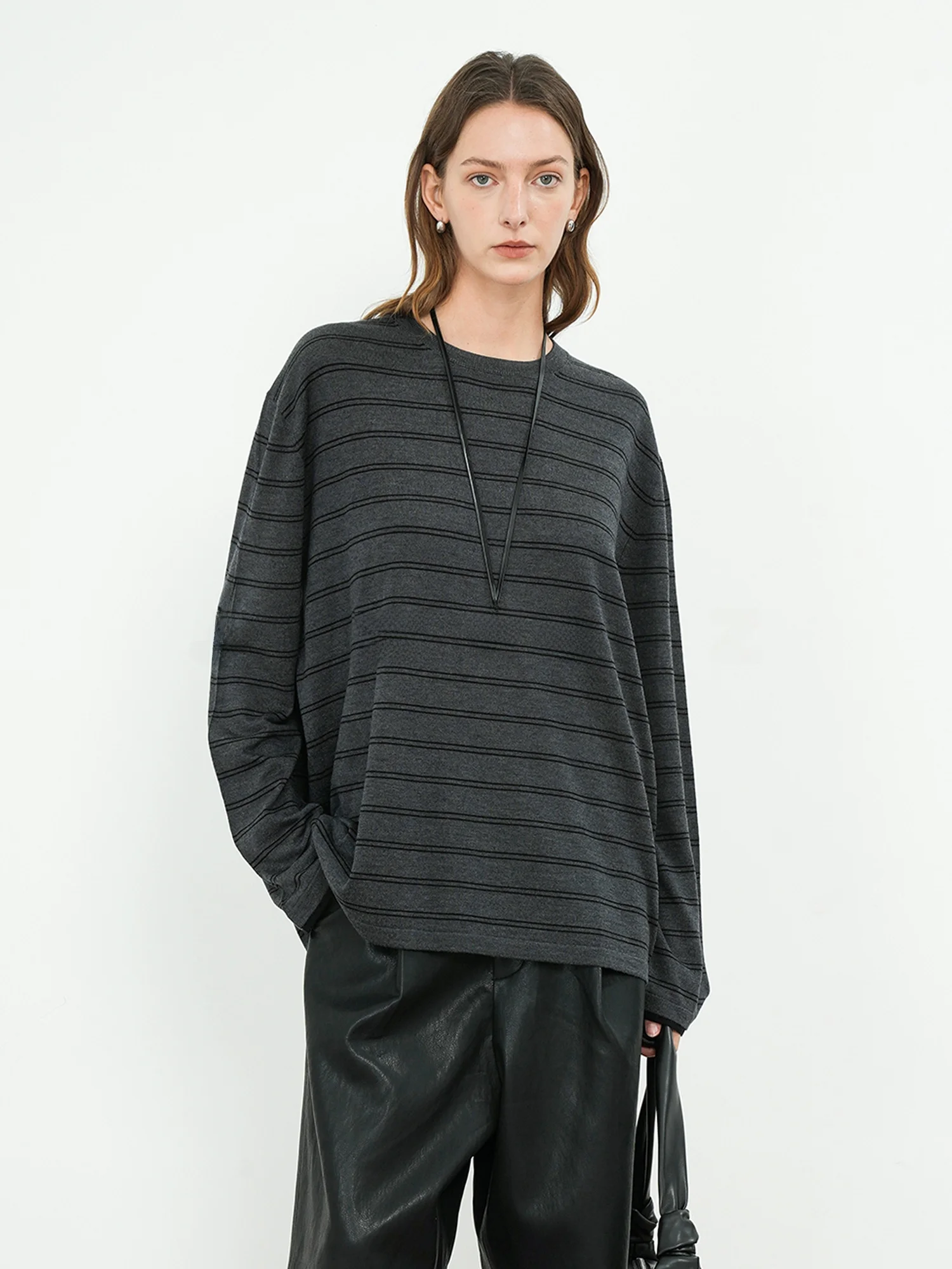 

Jwsz Silk Wool Lyocell Blended Knitted irt Vintage Striped Loose Fit Women's Premium Faion Autumn round Ne Pullover