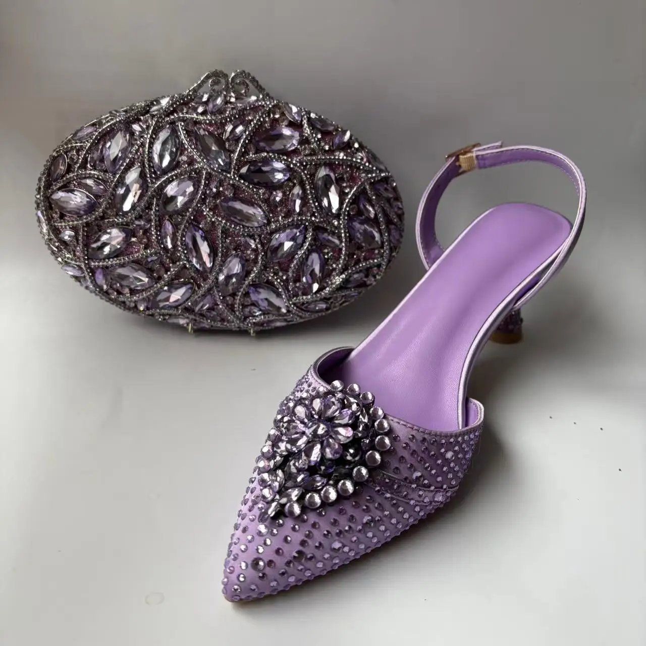 

LNATISNOVA Элегантные туфли-лодочки с острым носком и стразами, комплект с подходящими туфлями и сумкой для женщин, вечерние туфли на высоком каблуке и сумочка